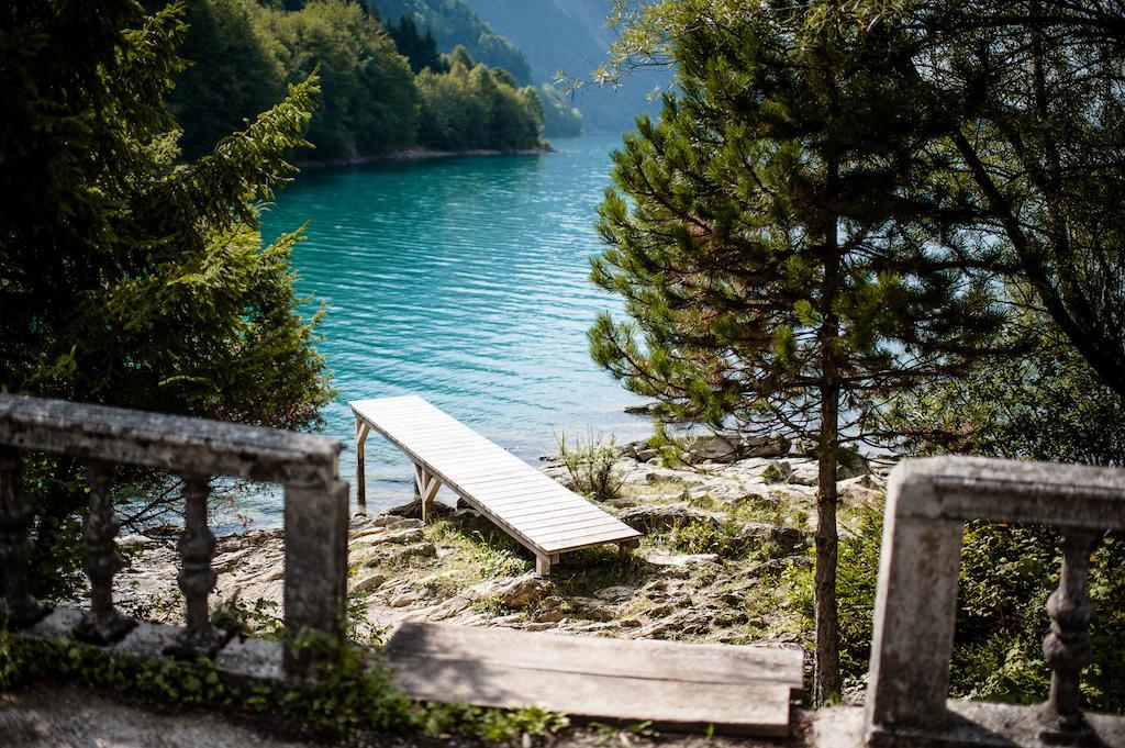 Grand Hotel Molveno Bagian luar foto