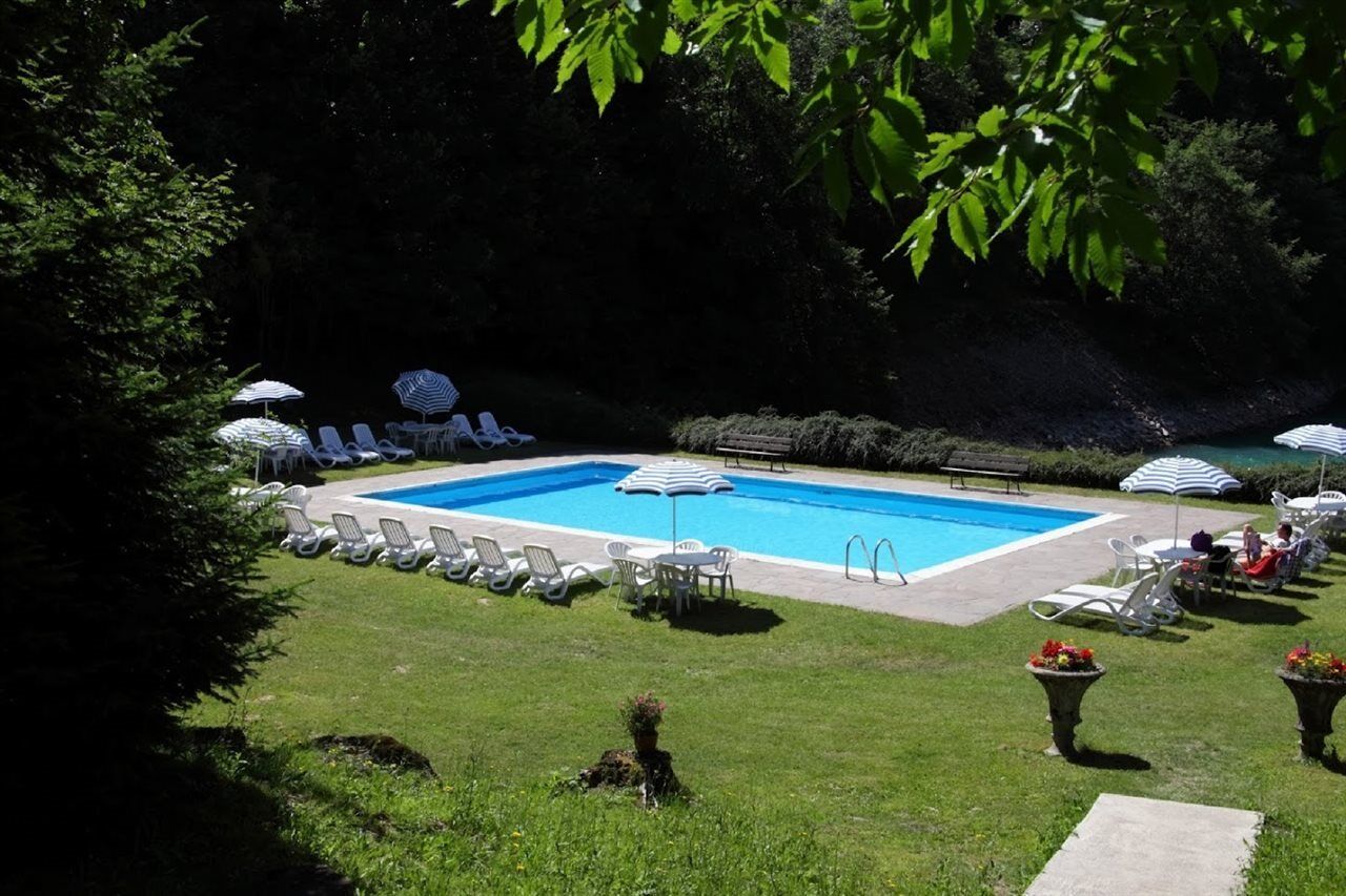 Grand Hotel Molveno Bagian luar foto